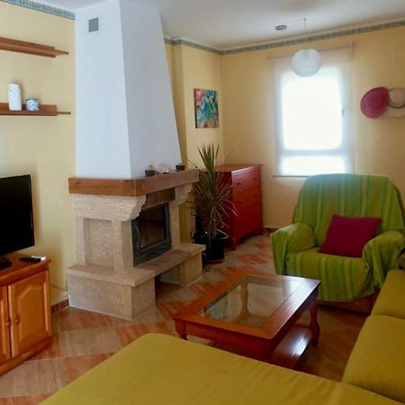 Chalet Adosado Con Azotea Andaluza Y Patio, Junto A La Playa 克莉丝蒂娜岛 外观 照片